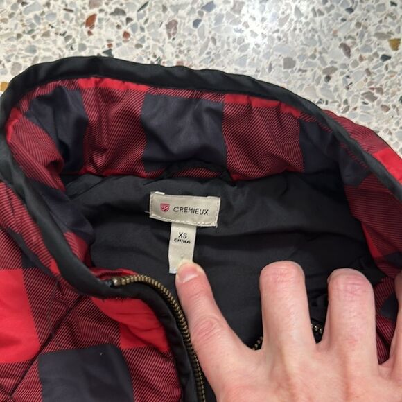 Cremieux red black buffalo plaid puffer vest holiday tartan XS - Picture 3 of 5